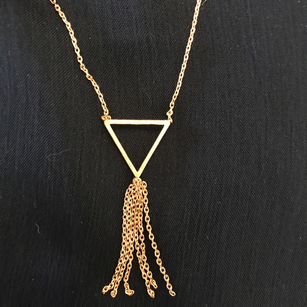 Dainty rose gold necklace